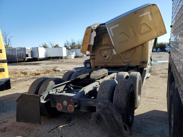 2018 Freightliner Cascadia 125