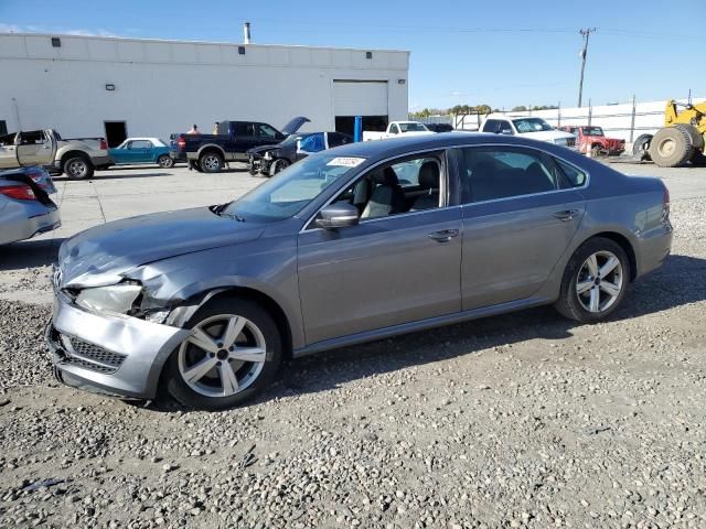 2013 Volkswagen Passat SE