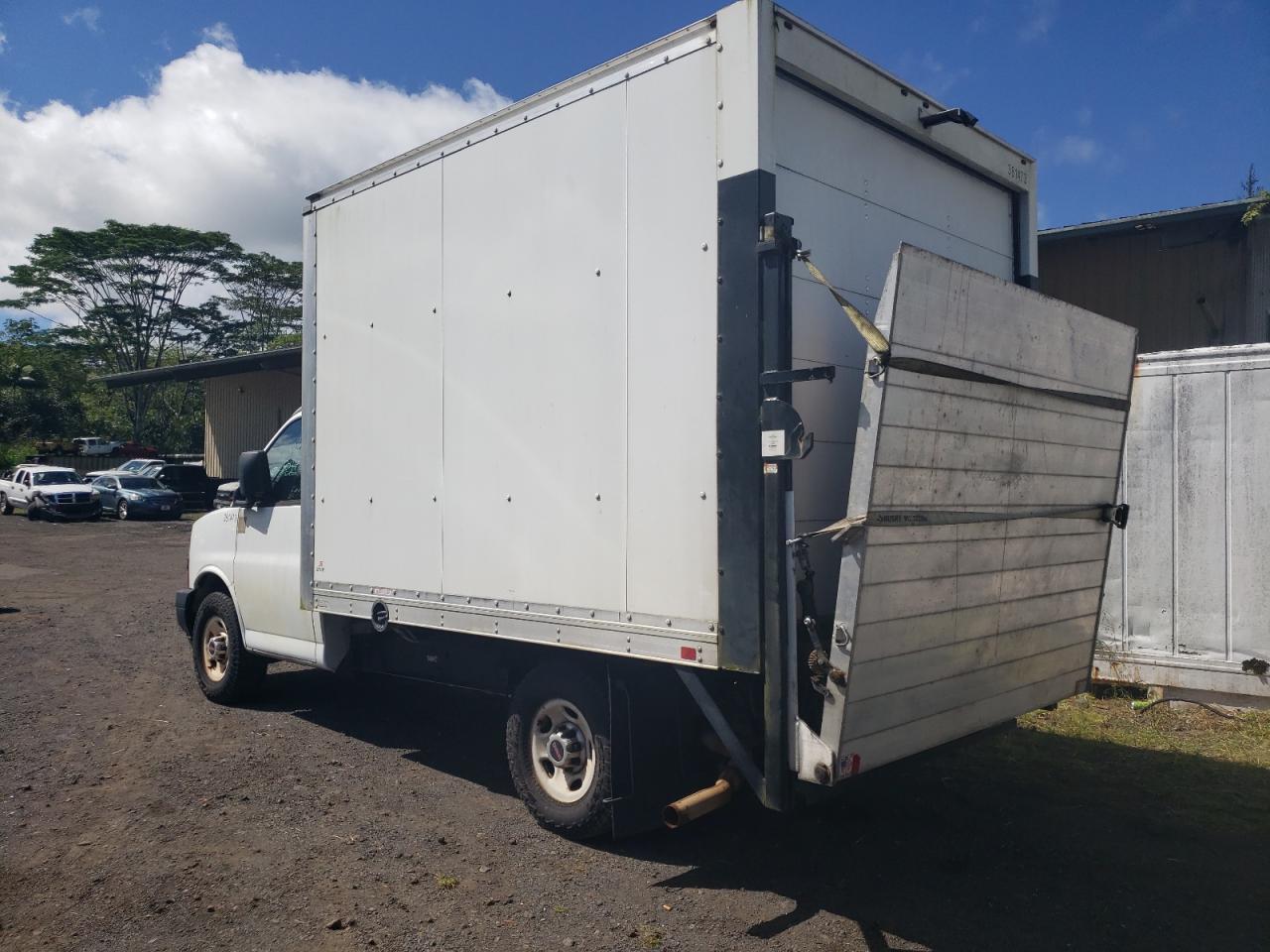 2021 GMC Savana Cutaway G3500