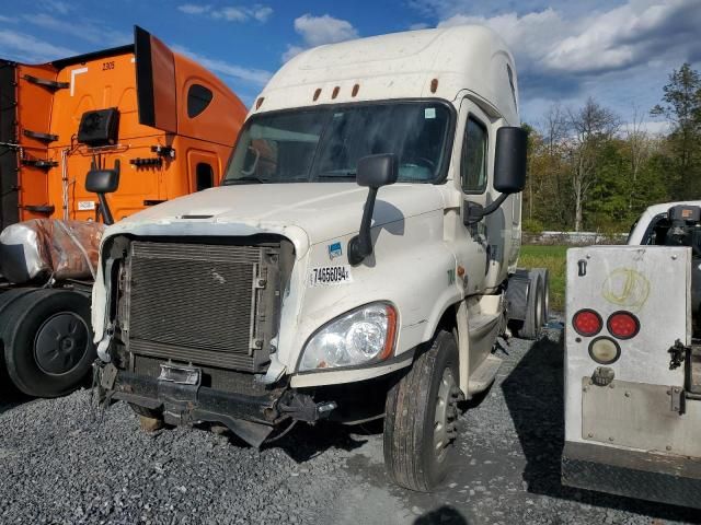 2015 Freightliner Cascadia 125