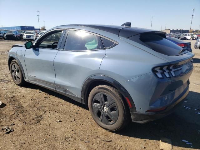 2023 Ford Mustang MACH-E California Route 1