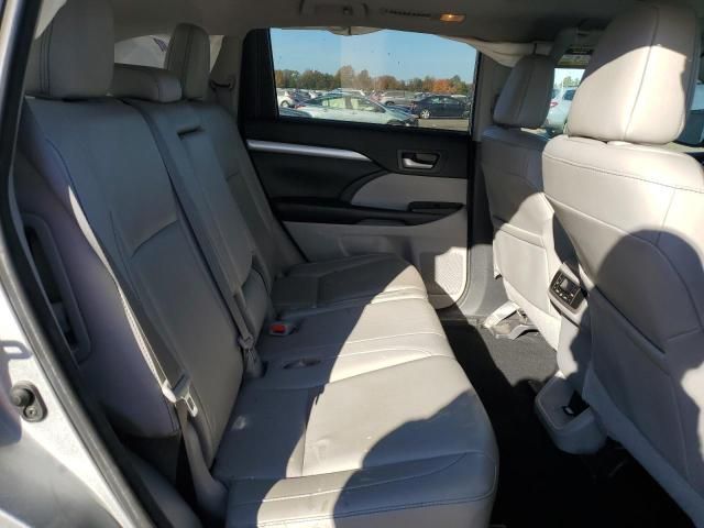 2018 Toyota Highlander SE