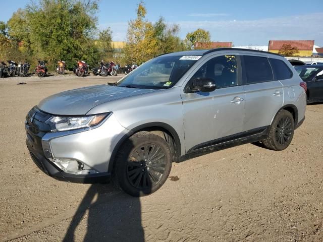 2020 Mitsubishi Outlander SE