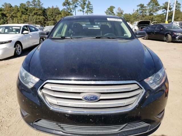 2016 Ford Taurus SE