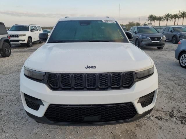 2024 Jeep Grand Cherokee Laredo