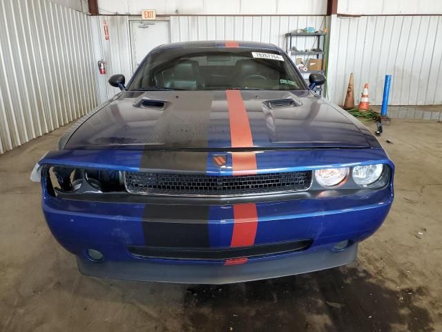 2010 Dodge Challenger SE