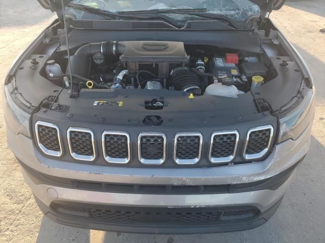 2023 Jeep Compass Latitude LUX