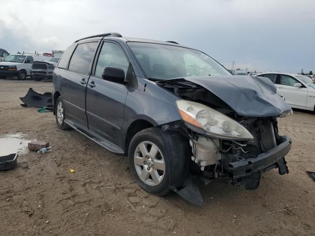 2008 Toyota Sienna CE