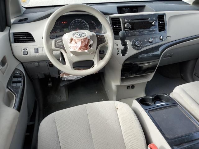 2012 Toyota Sienna LE