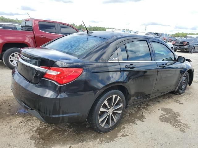 2012 Chrysler 200 Touring