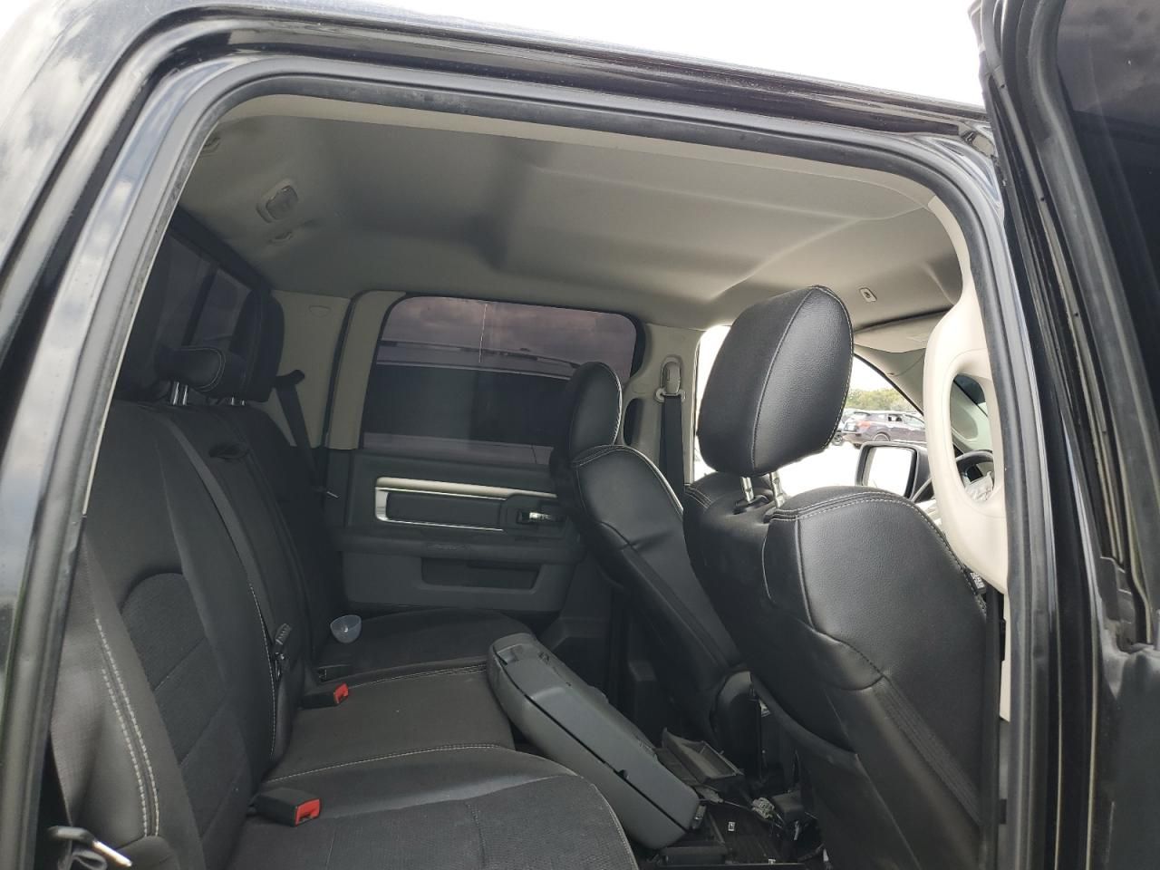 2017 Dodge Ram 1500 slt