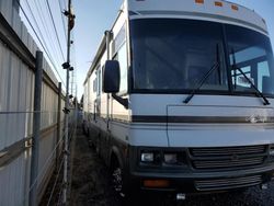 Winnebago Motorhome salvage cars for sale: 2002 Winnebago 2002 Workhorse Custom Chassis Motorhome Chassis W2