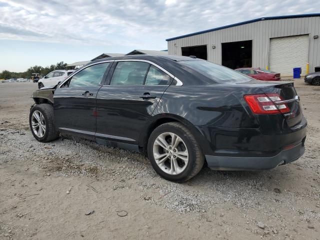 2015 Ford Taurus SE