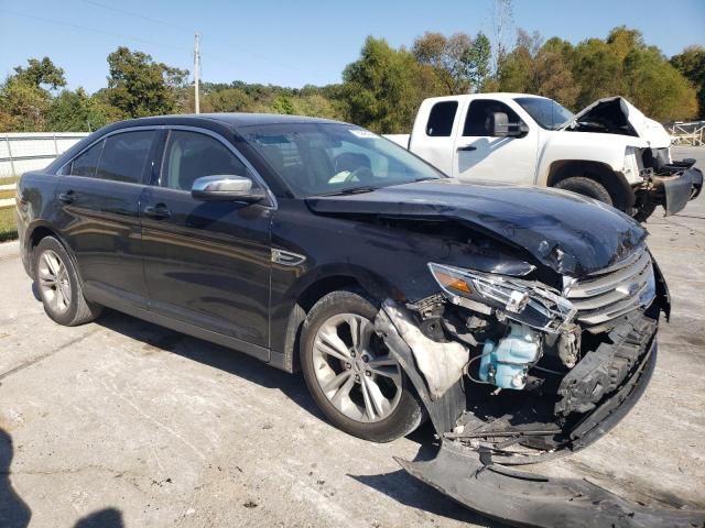 2016 Ford Taurus SE