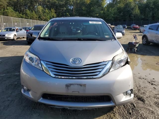 2011 Toyota Sienna XLE