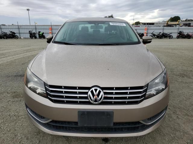 2015 Volkswagen Passat SE