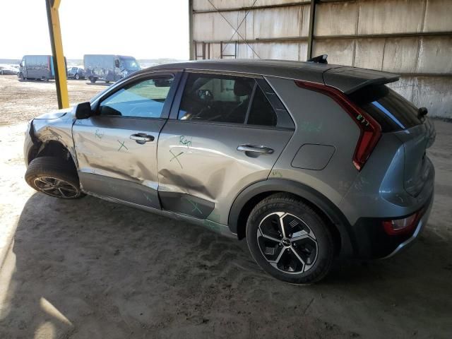 2023 KIA Niro LX