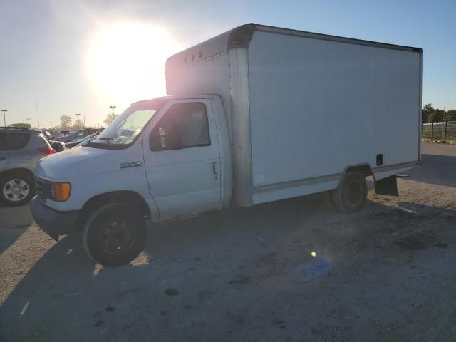 2006 Ford Econoline E350 Super Duty Cutaway Van