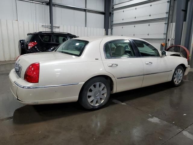 2003 Lincoln Town Car Cartier