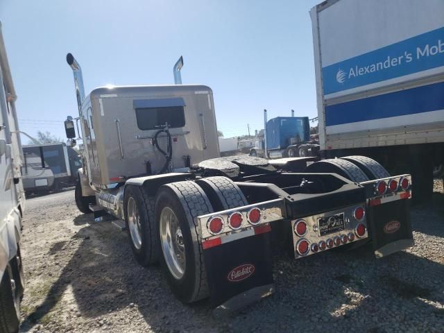 2015 Peterbilt Tractor 359