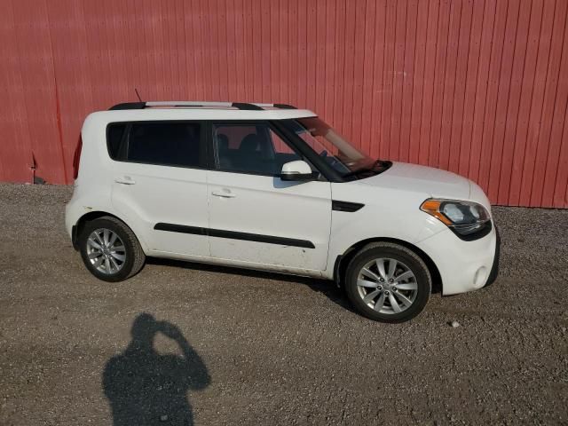 2013 KIA Soul +