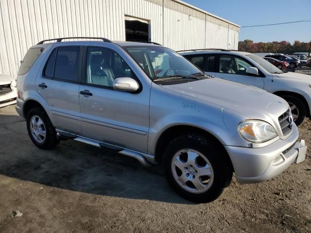 2002 Mercedes-Benz ML 320