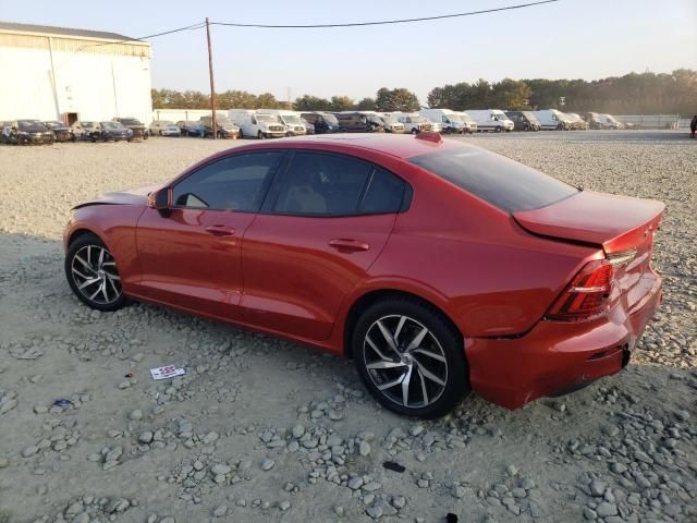 2020 Volvo S60 T5 Momentum