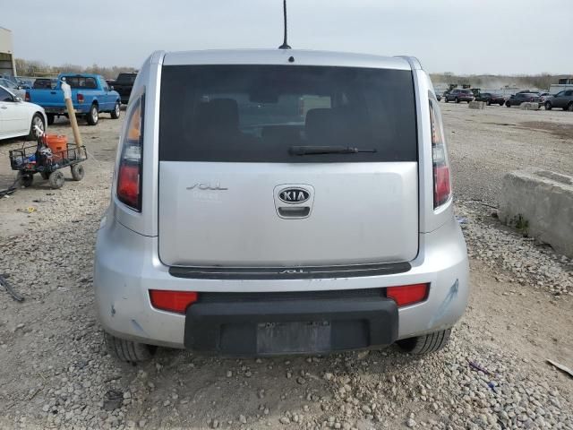 2011 KIA Soul +