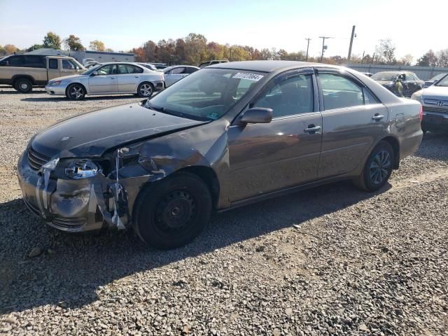 2004 Toyota Camry LE