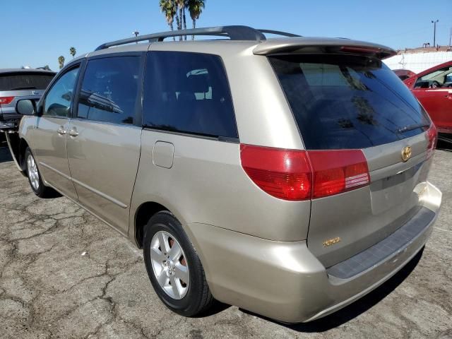 2004 Toyota Sienna CE