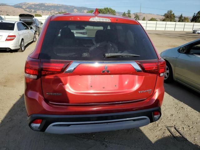 2019 Mitsubishi Outlander SE