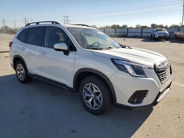 2024 Subaru Forester Premium