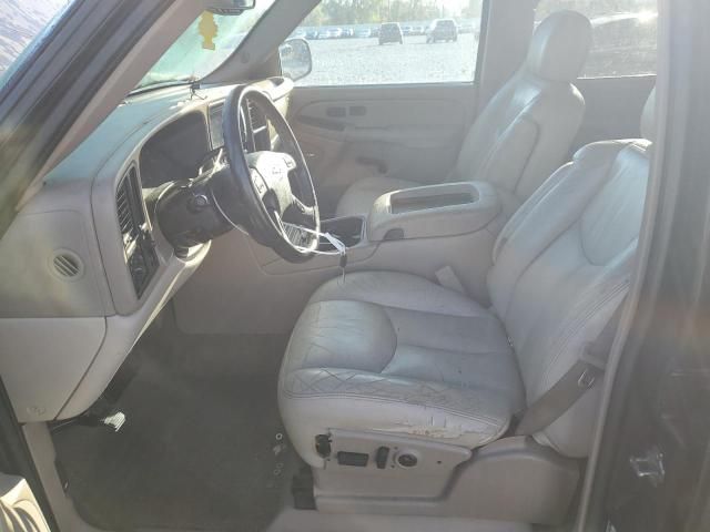 2005 Chevrolet Suburban C1500