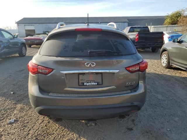 2013 Infiniti FX37