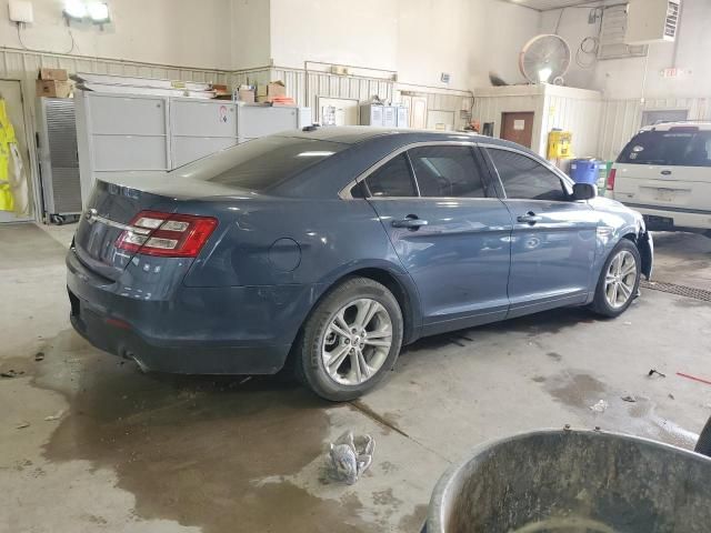 2018 Ford Taurus SE