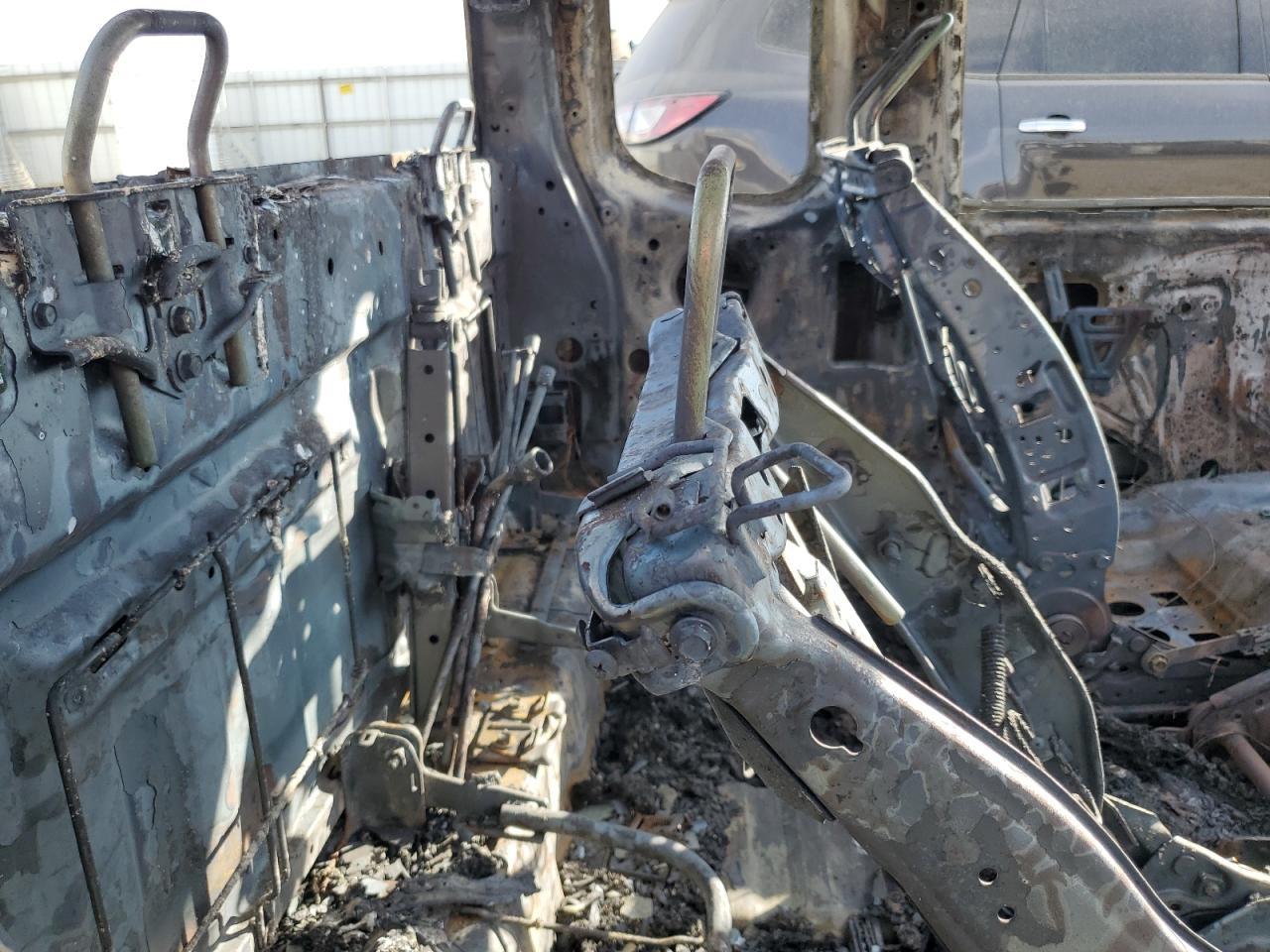 2006 Niss Frontier King Cab XE