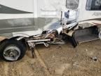 2006 Winnebago 2006 Ford Econoline E450 Super Duty Cutaway Van