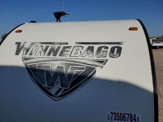 2017 Winnebago Camper