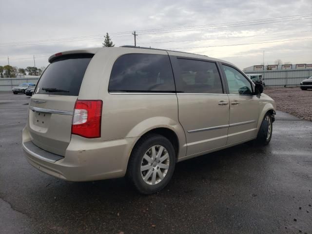 2013 Chrysler Town & Country Touring