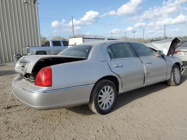 2007 Lincoln Town Car Signature