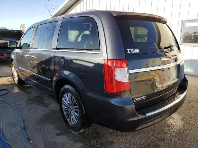 2014 Chrysler Town & Country Touring L