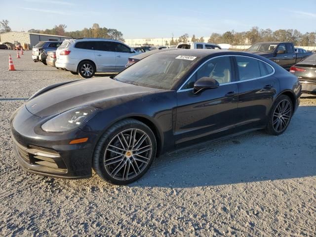 2017 Porsche Panamera 2