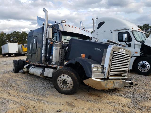 2000 Freightliner Conventional FLD120