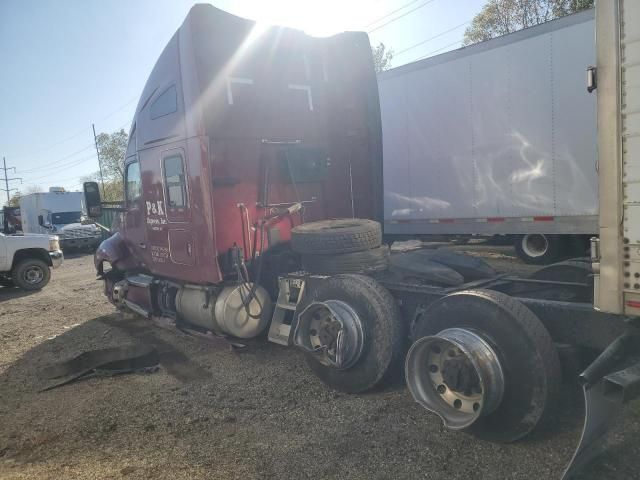 2019 Kenworth Construction T680