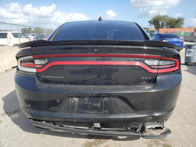 2017 Dodge Charger SXT