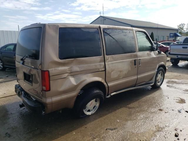 2003 GMC Safari XT