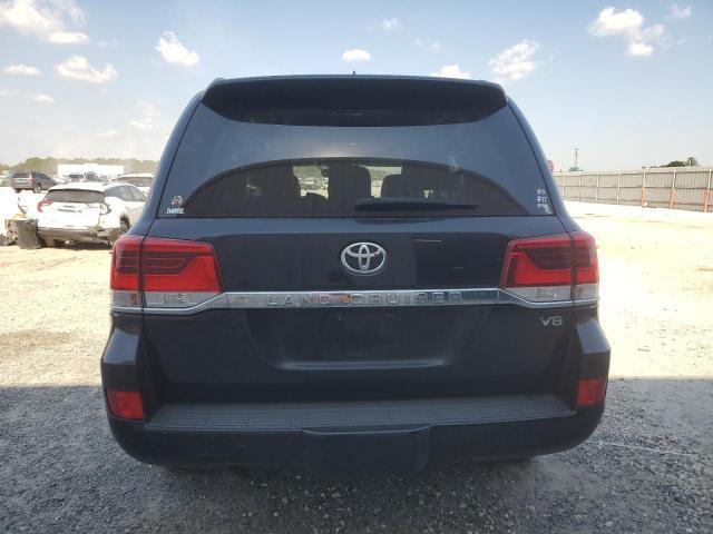 2018 Toyota Land Cruiser