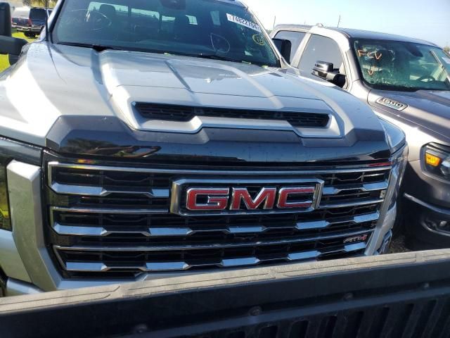 2024 GMC Sierra K2500 AT4