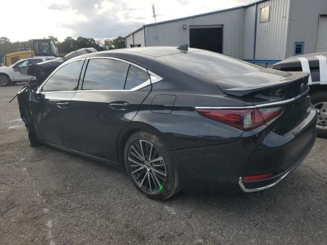 2024 Lexus ES 300H Base