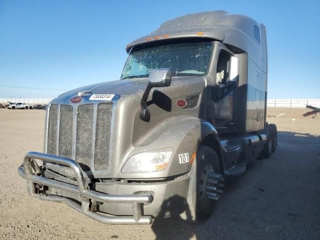 2022 Peterbilt 579
